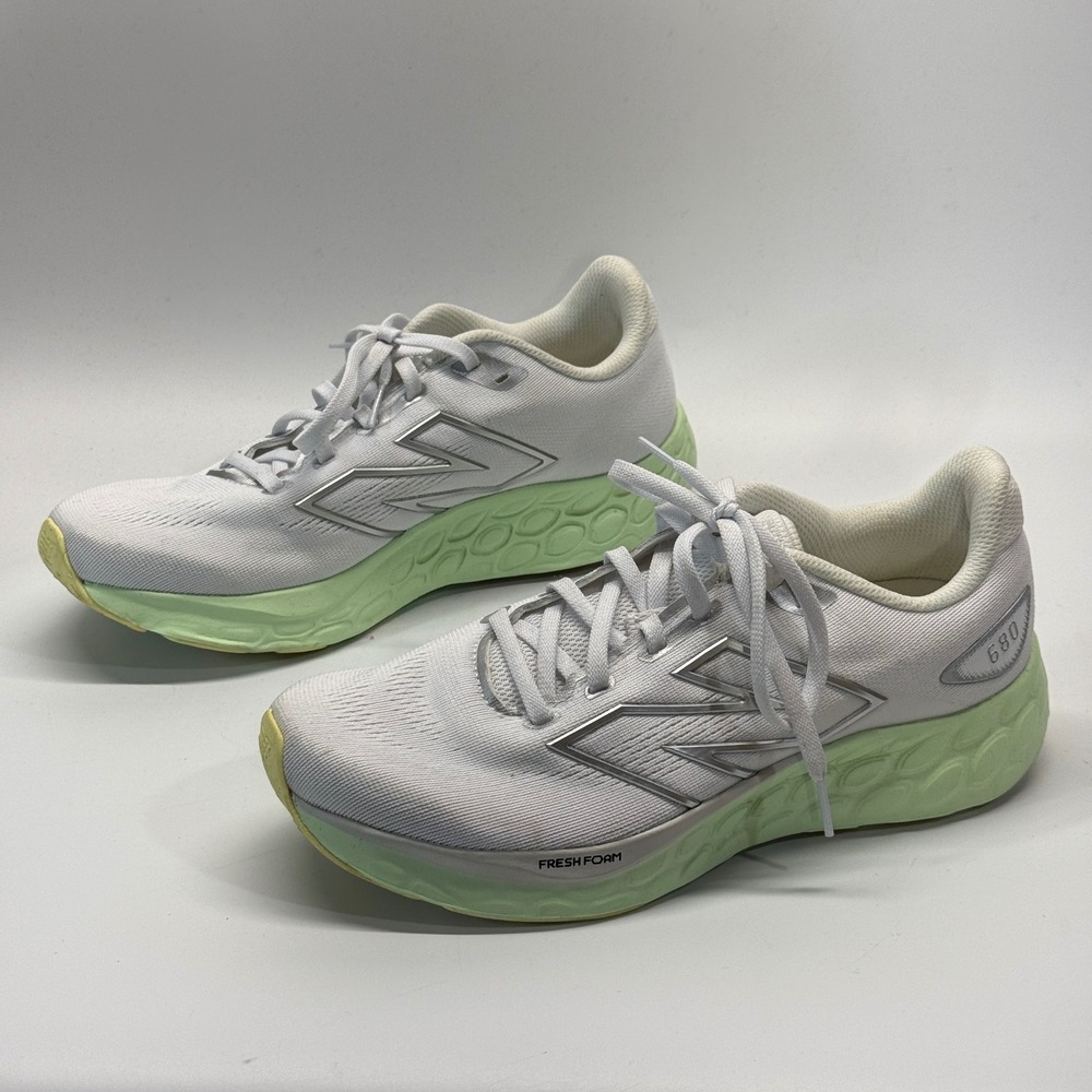 New Balance Fresh Foam 680 v8 Running Shoes Womens 9.5 White Green W680RM8